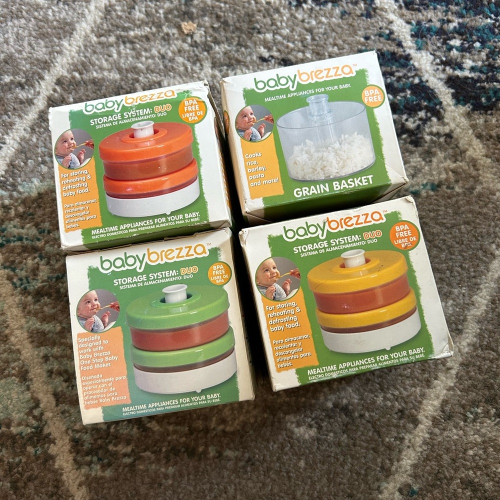 Baby Brezza Food Storage Containers-New